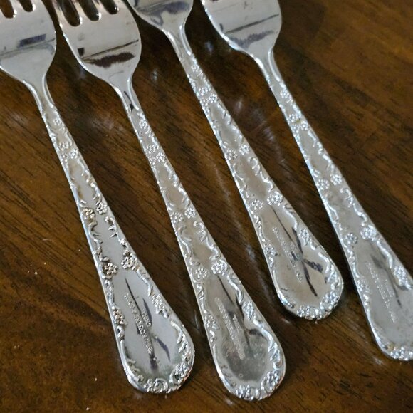 4 Williams Rogers Enchanted Rose Fork 7.75" floral embossed maximalism 1995 - Picture 9 of 13